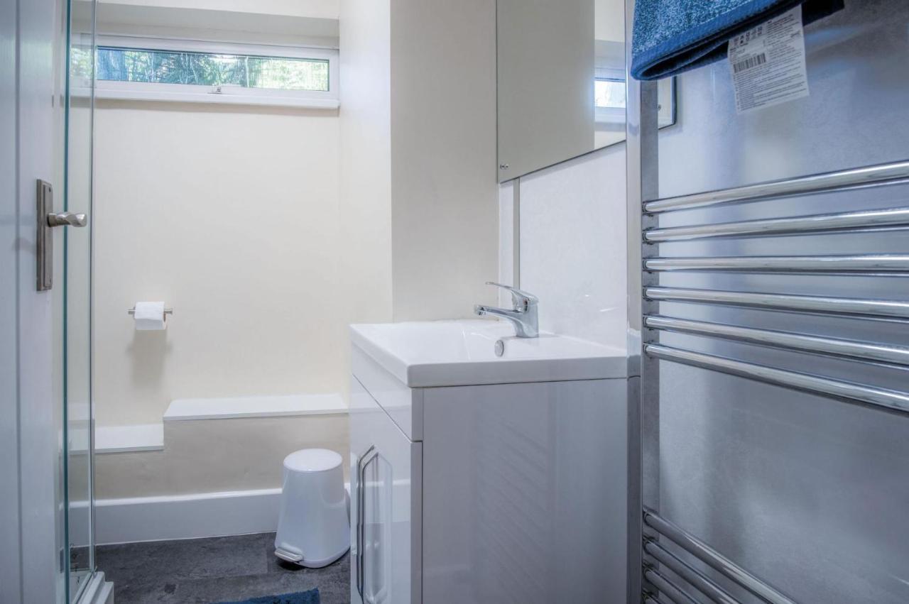 Croft Court - 1 Bedroom Apartment - Tenby Εξωτερικό φωτογραφία