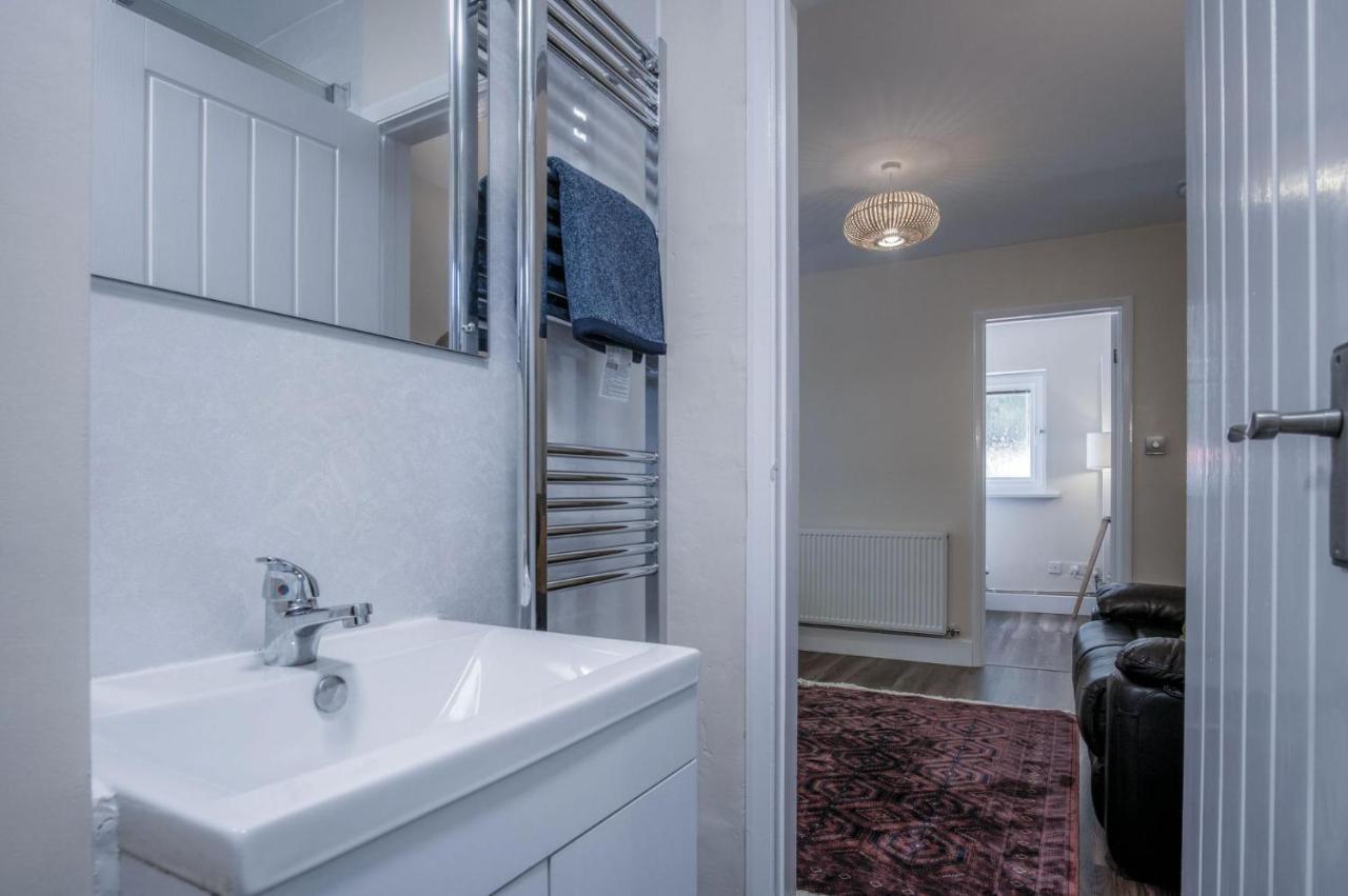 Croft Court - 1 Bedroom Apartment - Tenby Εξωτερικό φωτογραφία